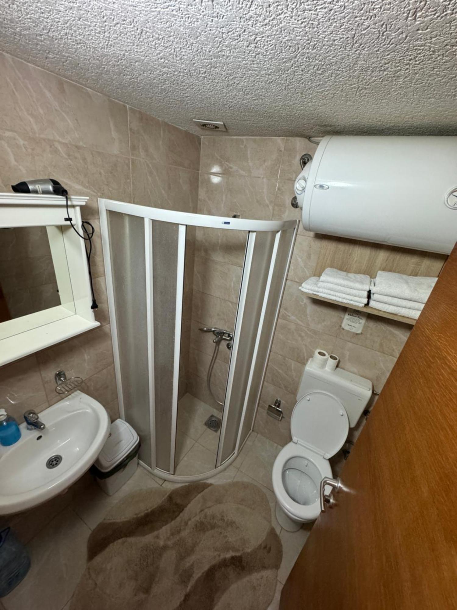 23 Apartment